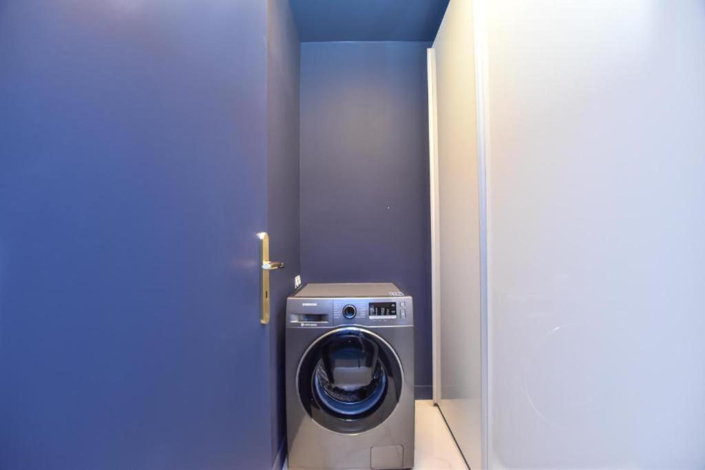 Luxury Paris La Vie En Rose Jacuzzi Terrasse Parking Apartment Luaran gambar