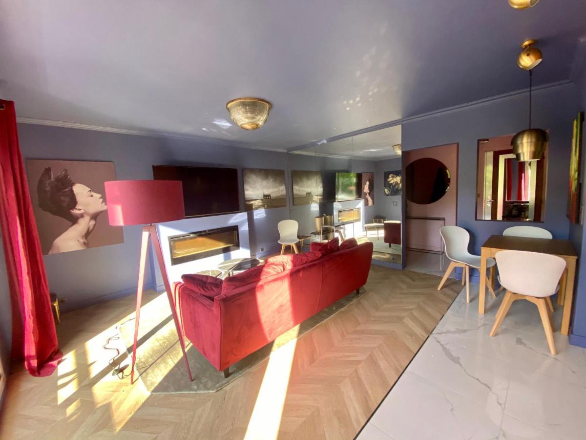 Luxury Paris La Vie En Rose Jacuzzi Terrasse Parking Apartment Luaran gambar